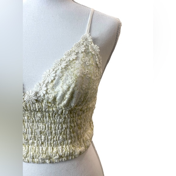 NWT Princess Polly Kianna Smocked Floral Crop Top sz 2 Boho Flower Power Girly - Picture 2 of 12